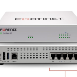 Parefeu Fortinet 30E 4Ports 10 utilisateurs VPN Occasion